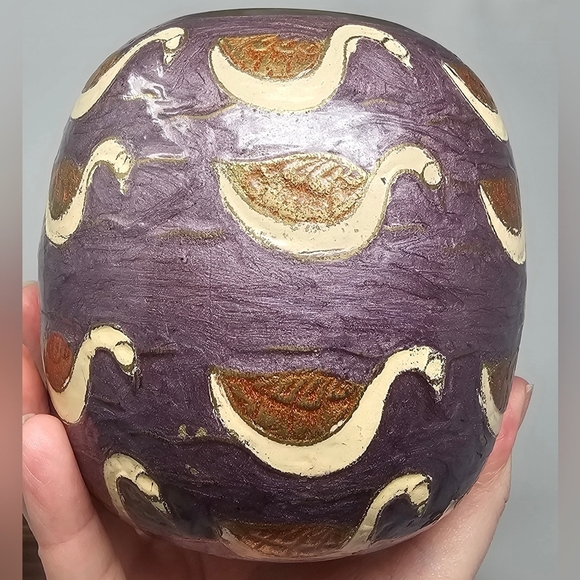 Vintage Brass & Enamel Cloisonne Handpaint Swan Vase Made in India 5" Tall - Picture 5 of 13